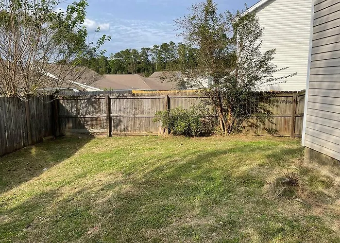 Cheerful 3-bedrooms With Free Parking On Premises Holiday home Tallahassee