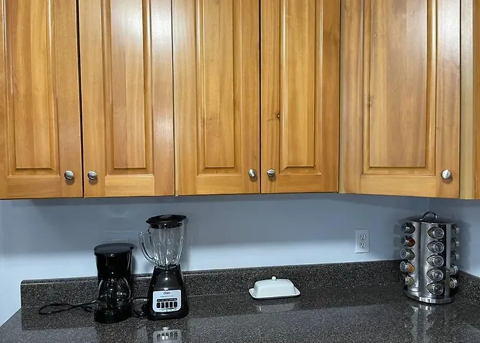 Cheerful 3-bedrooms With Free Parking On Premises Holiday home *
